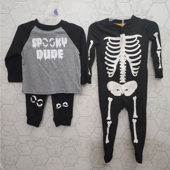 Nwt Toddler Boy's Halloween Clothes Bundle,  Sizes 12 months and 2T - Picture 1 of 6